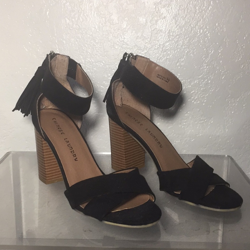 Chunky heels casual wear